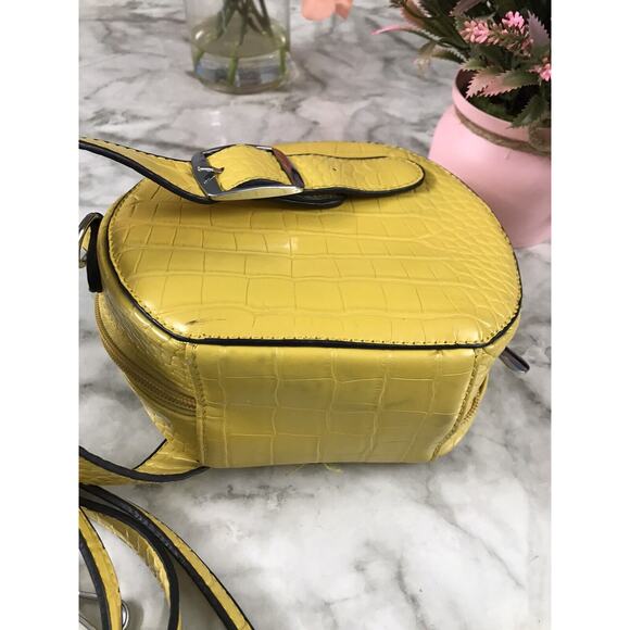 RARE Round Classy Koko Couture Crossbody Purse MUstard Gold Yellow 7"x7"x3" - Picture 5 of 7